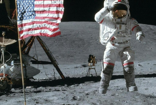 Помер астронавт Джон Янг, який двічі літав до Місяця