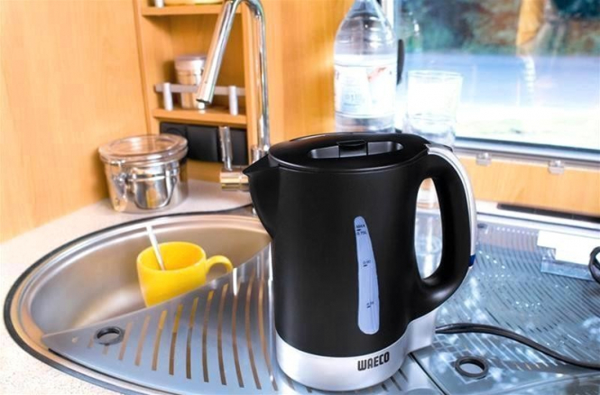 Електричний чайник – зручний механізм нагрівання води