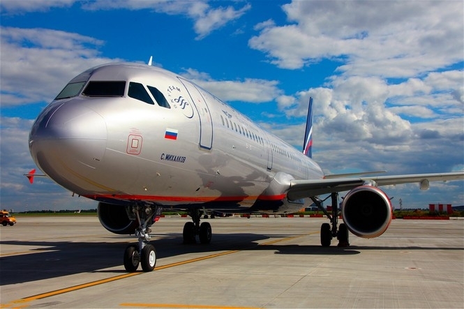 Украина полностью закрывает небо для российских самолетов