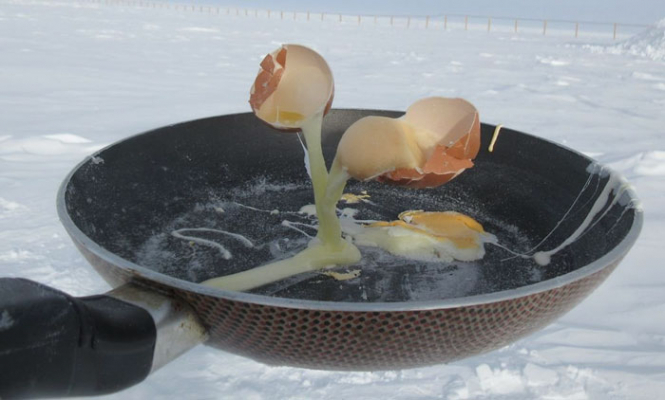 Ученый пытается приготовить пищу в Антарктике при -70 ° C, - ФОТОРЕПОРТАЖ