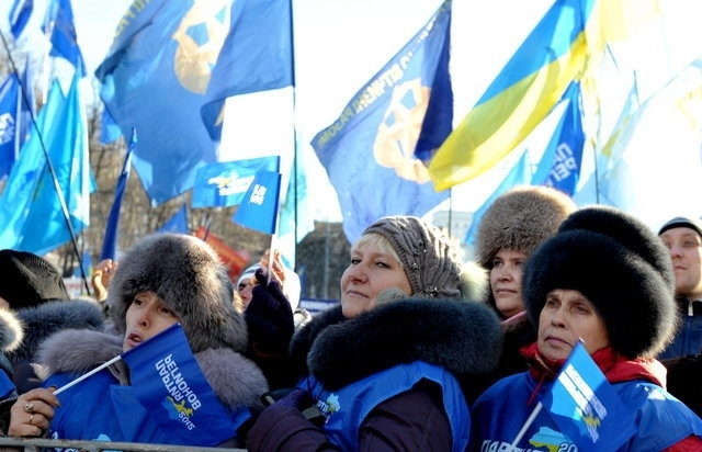 Харківські тітушки: ми не хочемо Майдану, як у Києві, там жахливо (відео)