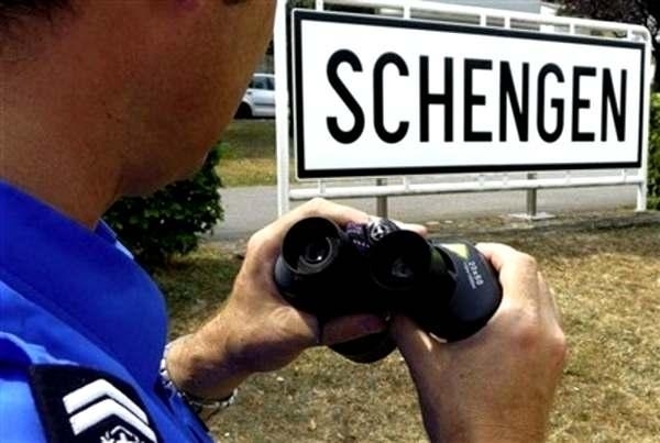 Без виз и без Шенгена - что произойдет с безвизовым режимом в случае 