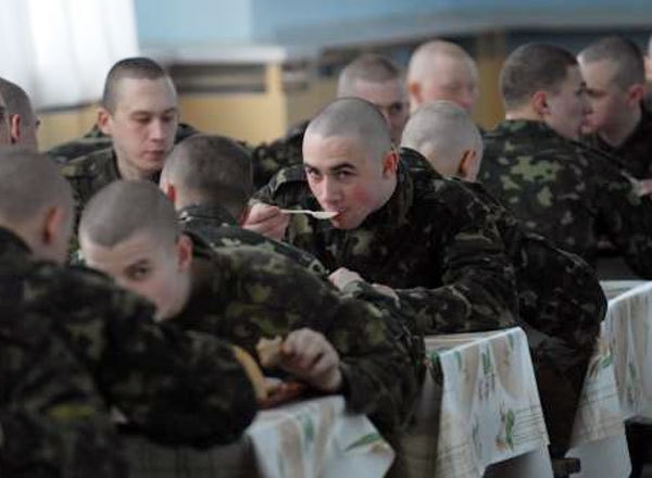 Вартість харчування одного українського військового на добу становить 75 грн