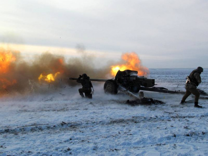 Доба в АТО: троє українських військовослужбовців отримали поранення
