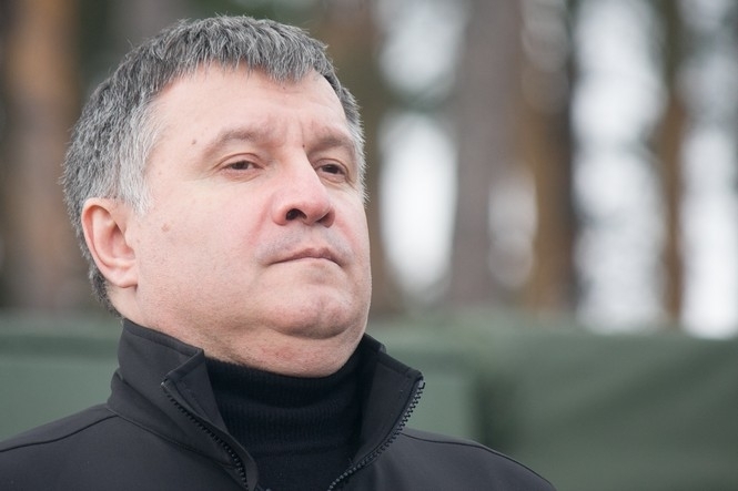 Через неявку Кернеса в суд, Аваков пропонує змінити йому запобіжний захід