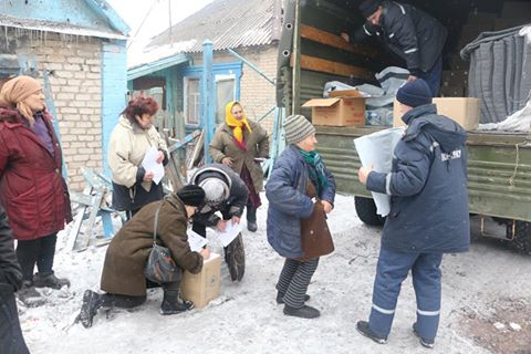 Мешканцям Донецької області нагадали, як отримати допомогу чи покинути небезпечні території