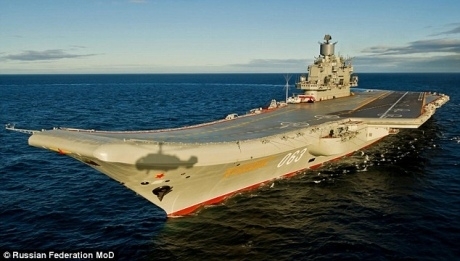 Флот Великобритании находится в боевой готовности: корабли России направляются в Сирию