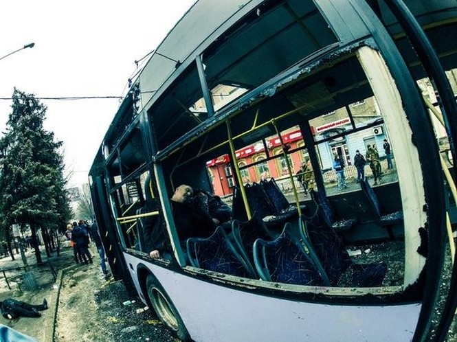 Обстрелянный террористами троллейбус был за 15 км от ближайшего украинского блокпоста