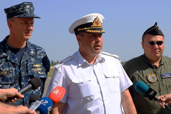 Через два місяці після зради контр-адмірала Березовського оголосили в розшук