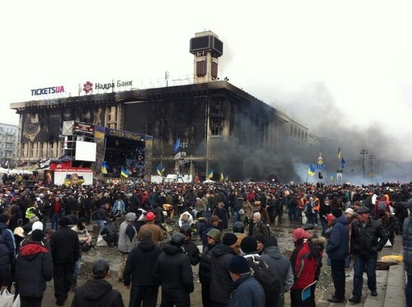 В Киеве могут снести дом профсоюзов, который пострадал от пожара