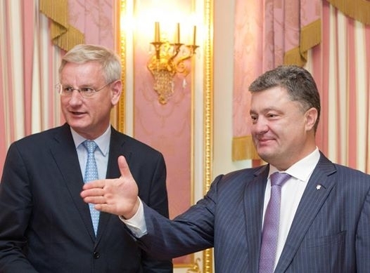 Бильдт понимает, почему Порошенко восстановил АТО на Донбассе