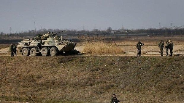 Россия перебросила к границе с Украиной 60 единиц бронетехники, - СНБО