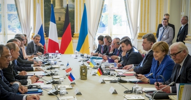 У Парижі домовилися про вивід іноземних військ з Донбасу 