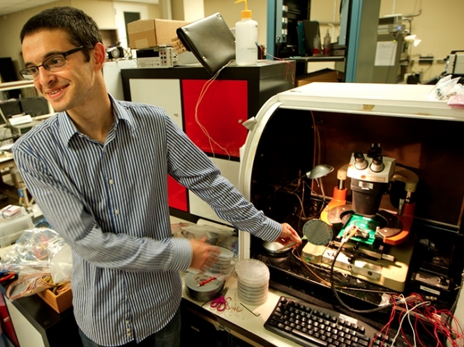 Холодні машини: американські вчені створили перший вуглецевий нанокомп’ютер