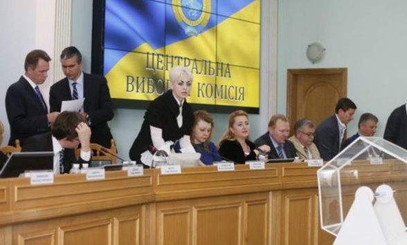 Порошенко чекає від фракцій список претендентів у ЦВК
