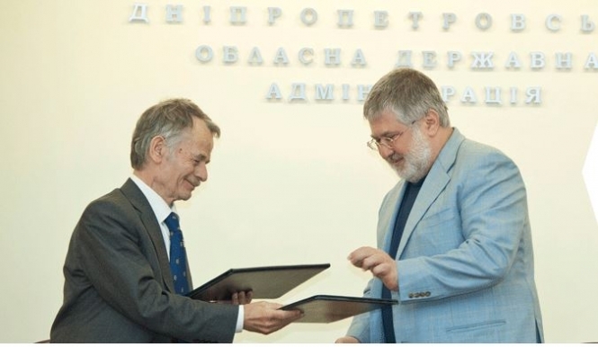 Джемилев и Коломойский подписали Меморандум о сотрудничестве