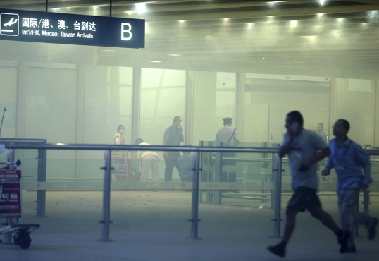 Паралізованого китайця посадили на шість років за вибух в аеропорту