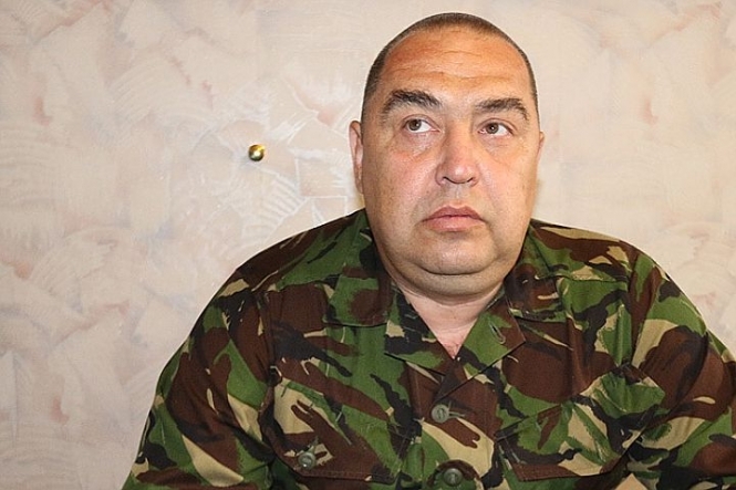 В Луганске взорвали машину лидера сепаратистов 