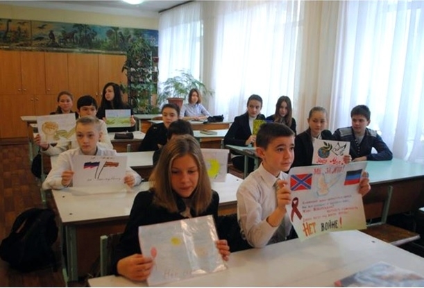 Терористи ДНР вчитимуть школярів за освітніми стандартами царської Росії