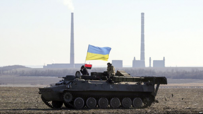 День в АТО: 10 обстрілів, втрат серед українських військовиків немає
