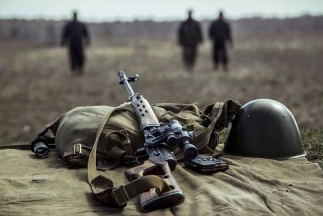 Пятеро украинских бойцов пострадали на Донбассе за прошедшие сутки
