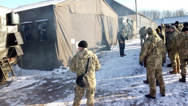 Боевики за минувшие сутки 46 раз открыли огонь по украинским военным на Донбассе