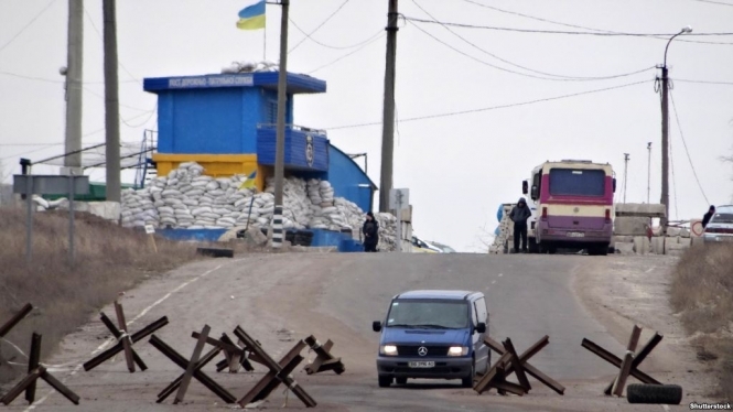 У Луганській області відкриють перший автомобільний КПП на окуповану територію