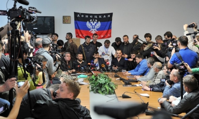 Донецкие сепаратисты рассказали, когда сдадут оружие