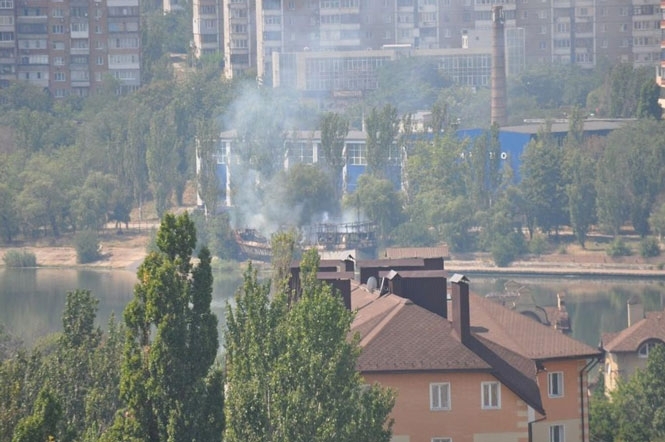 Жители Донецка убеждены, что город обстреливают террористы, - видео