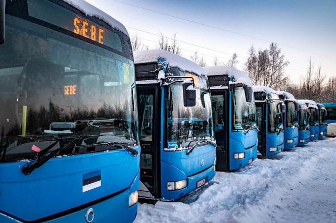 Естонія відправила Україні ще 11 автобусів з генераторами і енергообладнанням