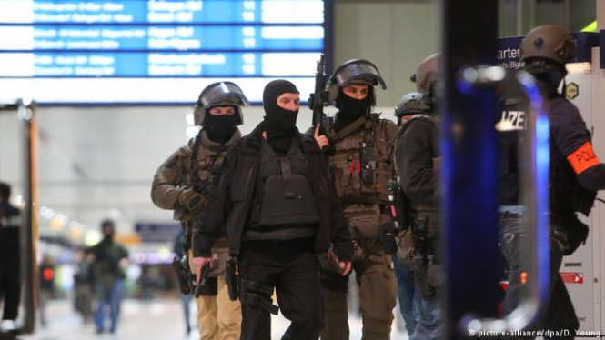 На кордоні Німеччини в ході перевірок перед G20 затримали 673 розшукуваних злочинця