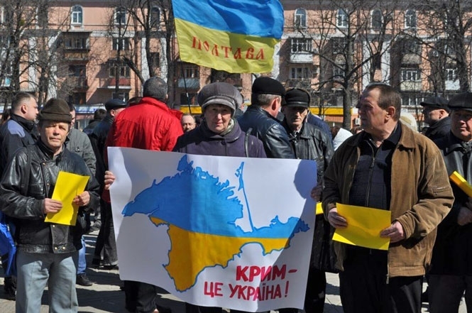 Майже 70% українців вважають Крим територією України, - опитування