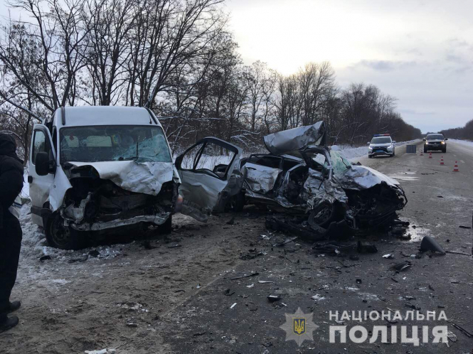 На Харківщині у ДТП загинуло четверо людей, 11 постраждали
