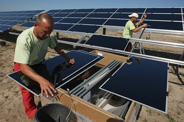 Google и KKR вложили $ 400 млн в солнечную энергетику