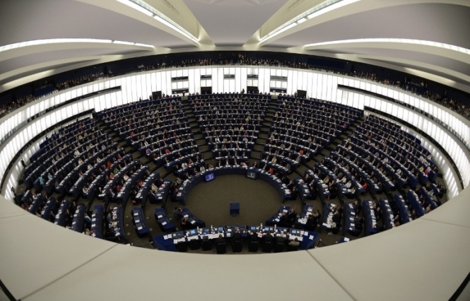 Європарламент схвалив виділення Україні €1,8 млрд
