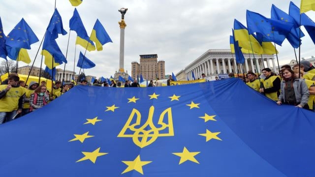 Українці з усього світу збирають свої євромайдани