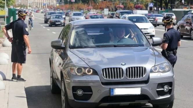Імпорт вживаних автомобілів в Україні вийшов на новий рекорд
