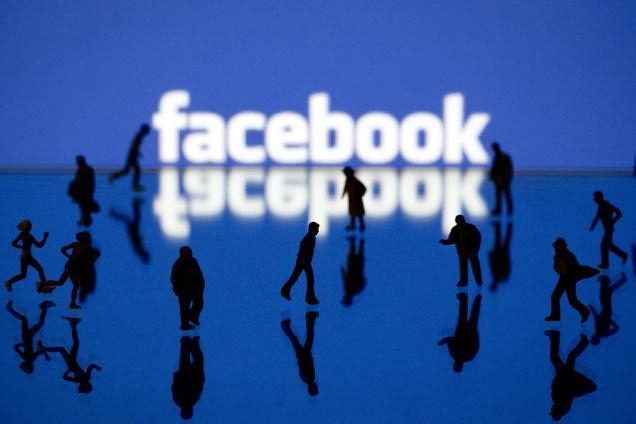 Facebook блокирует украинских пользователей сети за фразу 