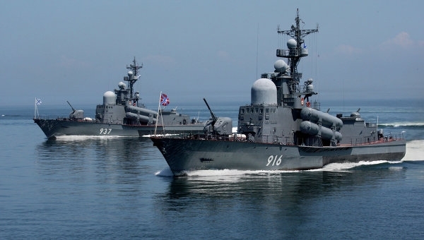 Біля берегів Латвії зафіксували три російські кораблі 