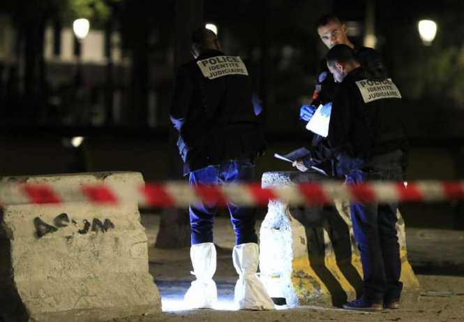 В центре Парижа напали с ножом на прохожих: семь пострадавших