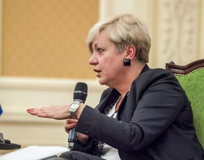 Гонтарева обвинила Тимошенко в провокации стремительного роста цен