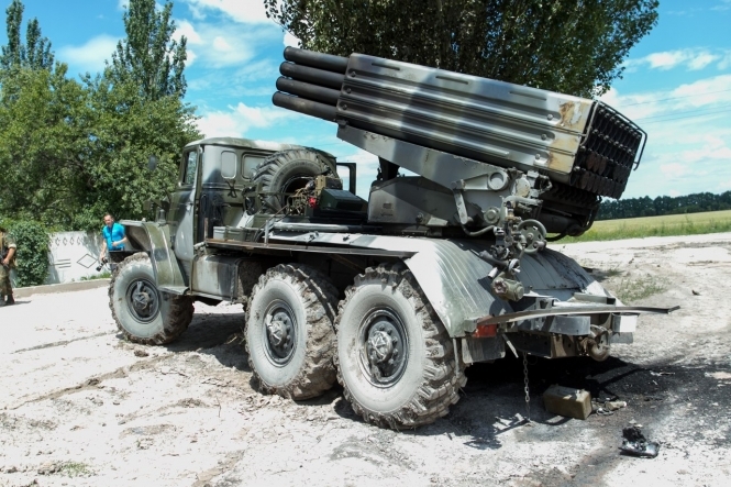 Силовики уничтожили сотню террористов на Луганщине, разгромили две установки 