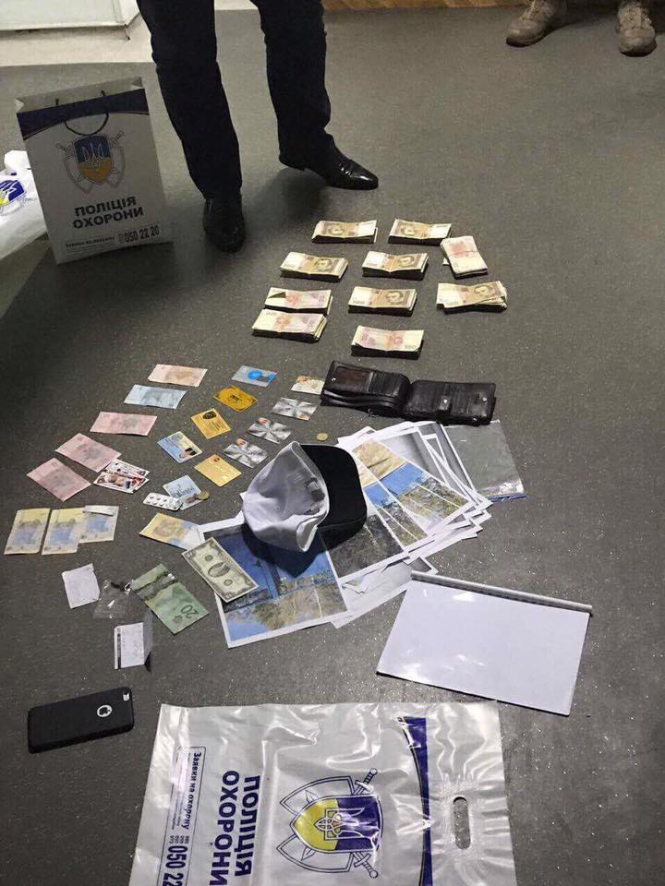Правоохранители задержали начальника полиции охраны Будника по подозрению в получении взятки