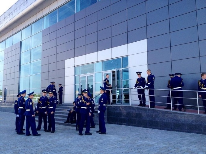 В Харьковском аэропорту состоится церемония передачи тел погибших 