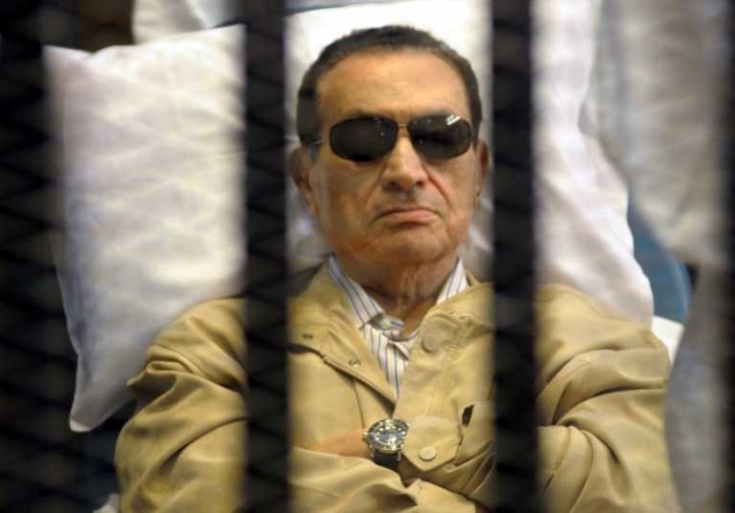 Суд переніс розгляд справи Хосні Мубарака: вирок оголосять 29 листопада