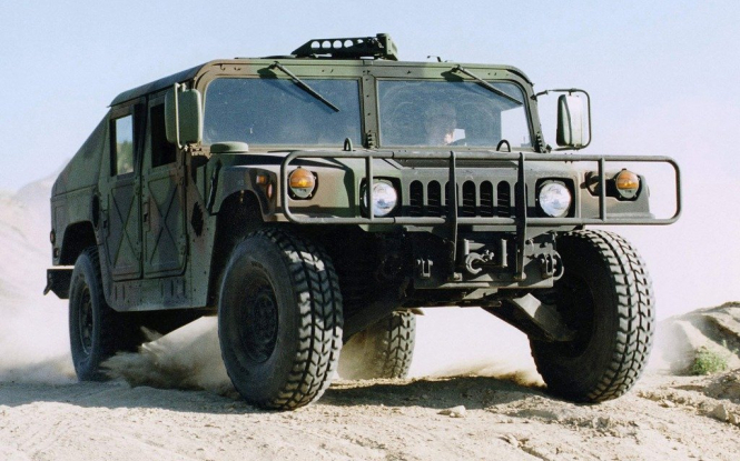 ВСУ получит от США 40 медицинских автомобилей Hummer