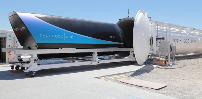 Омелян оголосив про створення тестового майданчика Hyperloop у Дніпрі