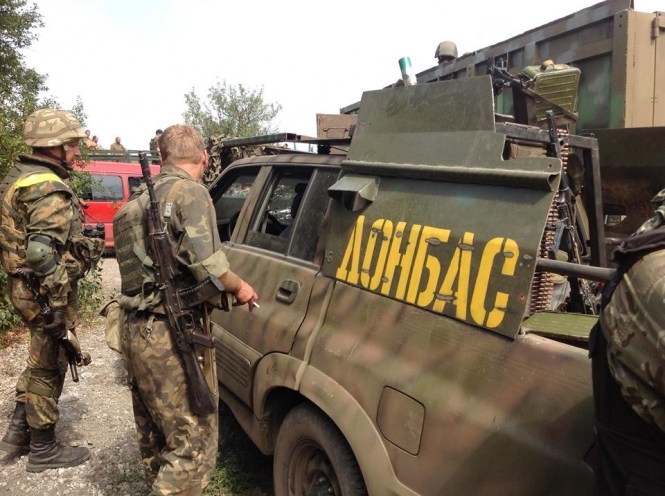 В результате обстрела под Иловайском погибли 13 бойцов добровольческих батальонов, - Геращенко
