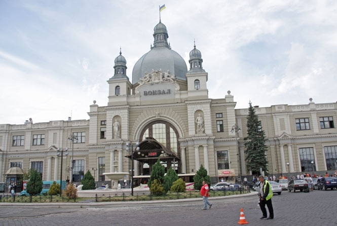 У Львові та Рівному надійшли неправдиві повідомлення про замінування вокзалів