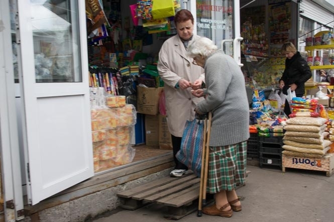 В анексованому Криму дефіцит продуктів: на в'їзді в півострів 14-кілометрові черги фур 
